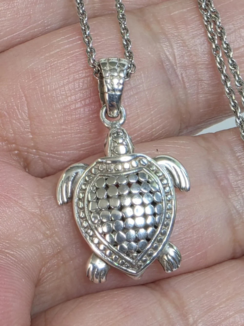 ATI Solid Sterling Silver Turtle Pendant Necklace - Picture 7 of 8